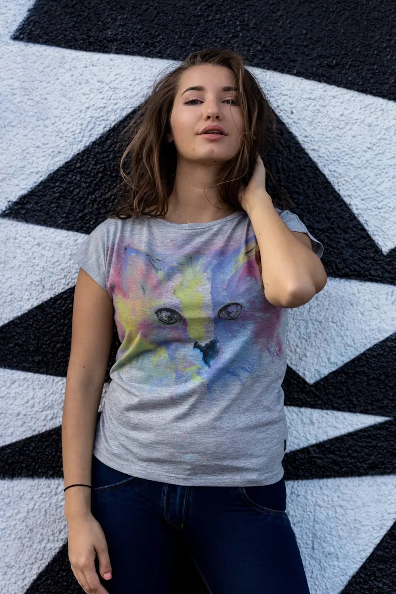 Women's Vegan T-shirt 9 Lives Eternal £7.50 (was £25) @ Viva La Vegan